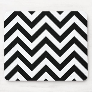 Black and white Zigzag Chevron Pattern Mouse Pad