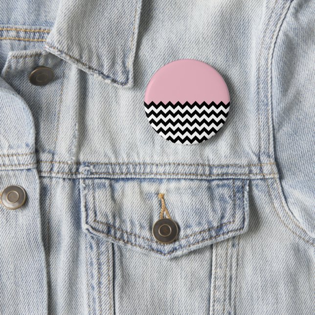 Black and White Zigzag Pattern, Chevron, Pink 6 Cm Round Badge (In Situ)