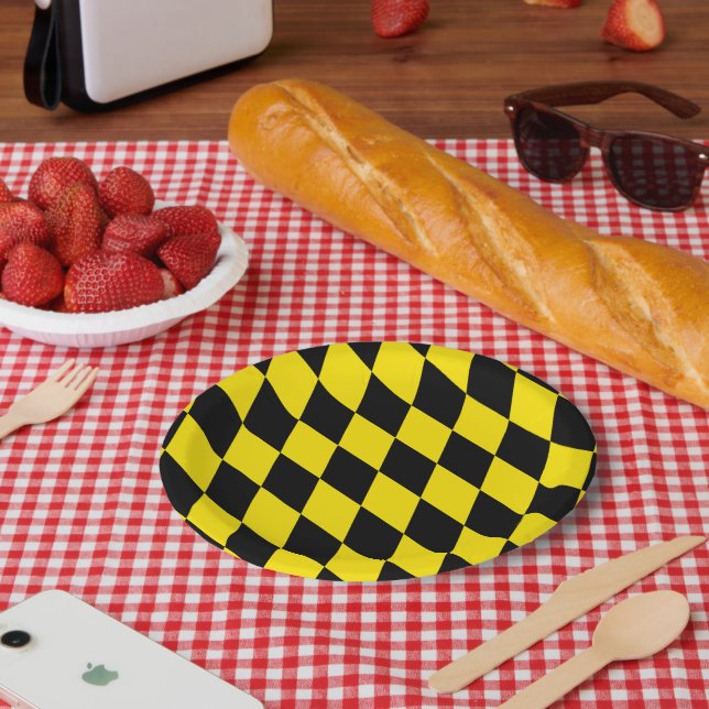 Black and Yellow Bavaria Diamond Flag Pattern Paper Plate (Picnic)
