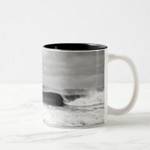 Black Barrell Wave Mug
