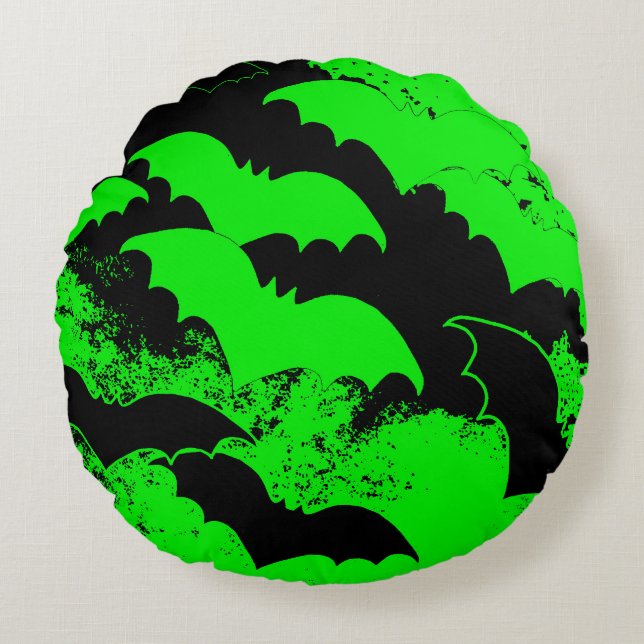 Black Bats In Flight Green Round Cushion (Front)