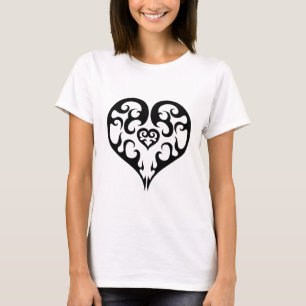 Black Blazing Heart Outline Design T-Shirt