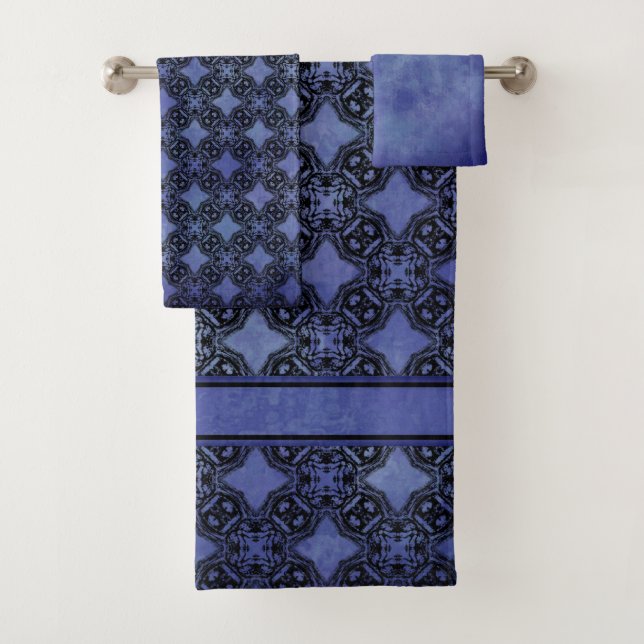 Black & Blue Diamond Chains Pattern Bath Towel Set (Insitu)