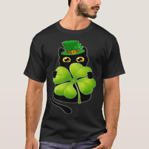 Black Cat Holding C Shamrock St Patricks Day 2023  T-Shirt