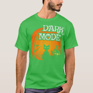 Black Cat Moon Spooky Scene Halloween Funny Dar T-Shirt