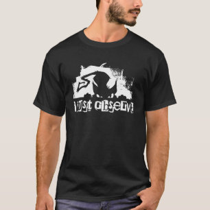 Black Cat Watched Gothic Design T-Shirt