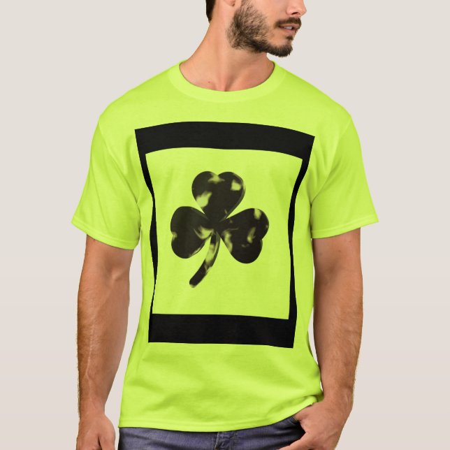 Black Clover minimal design. T-Shirt (Front)