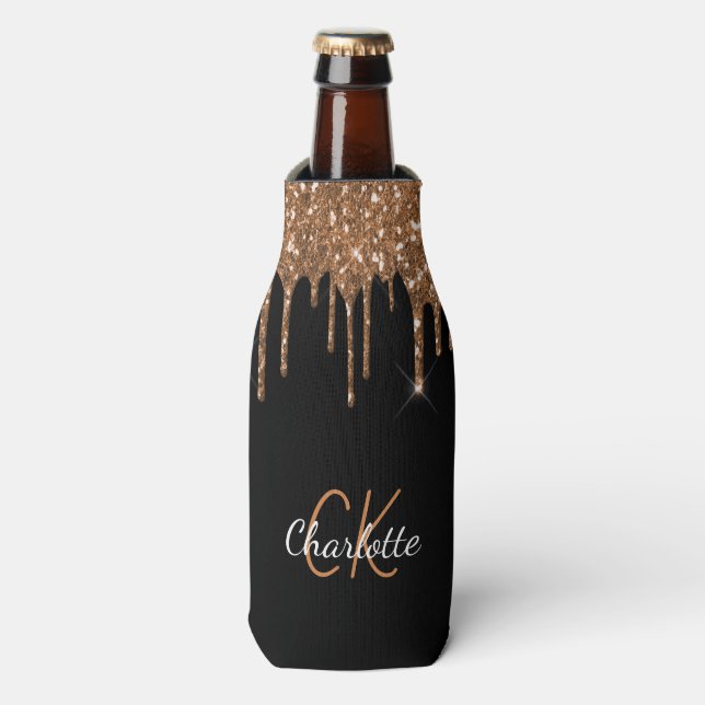 Black glitter drips gold monogram name bottle cooler (Bottle Front)