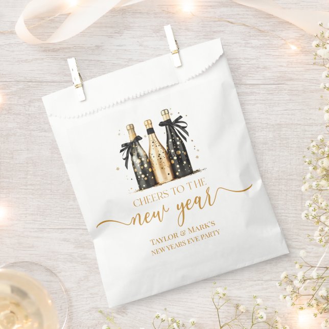 Black Gold Champagne Cheers New Years Eve Party Favour Bags (Clipped)