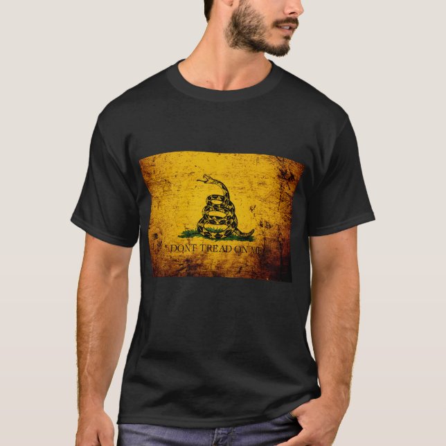 Black Grunge Gadsden Flag T-Shirt (Front)
