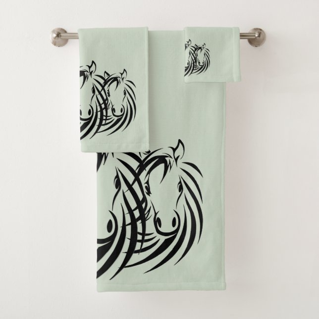 Black Horse Heads Green Bath Towel Set (Insitu)