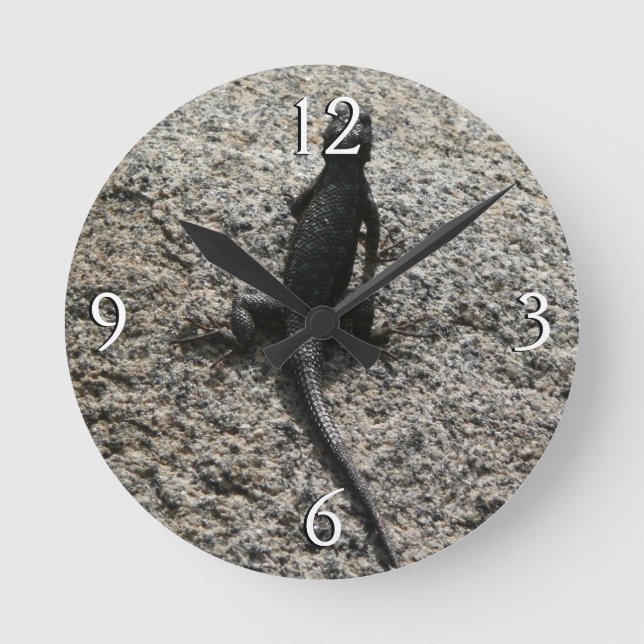 Black Lizard Round Clock (Front)