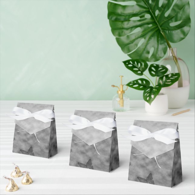 Black n White Butterflies Favour Box (Multiple)