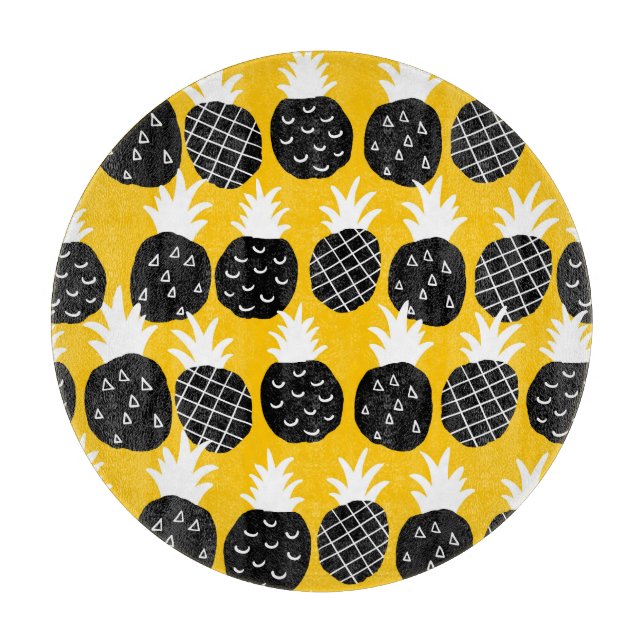Black pineapples cutting board (Front)