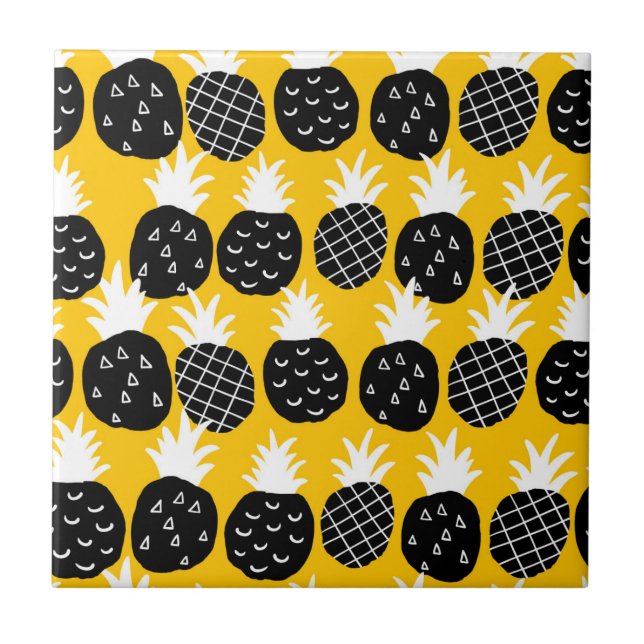 Black pineapples tile (Front)