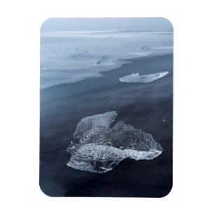 Black sand beach and ice, Iceland Magnet
