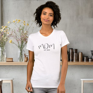 Black Script Established Mom  T-Shirt