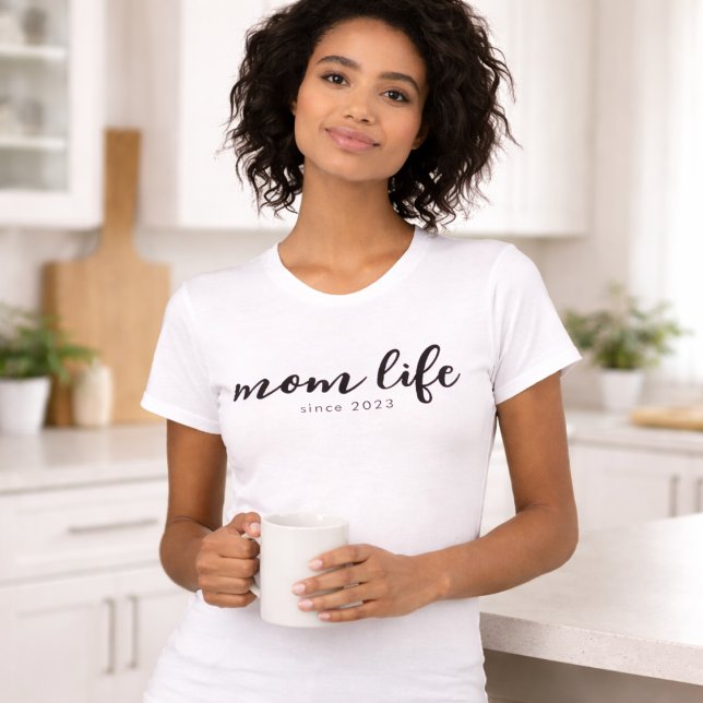 Black Script Mom Life T-Shirt (Creator Uploaded)