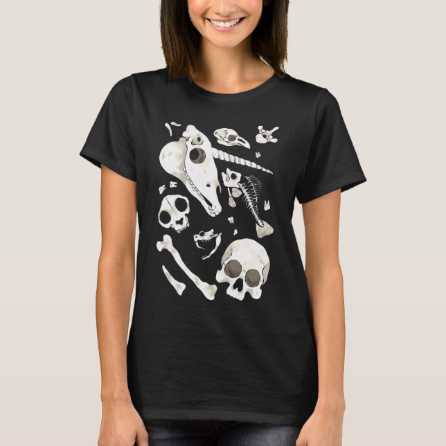 black Skulls and Bones - Wunderkammer T-Shirt (Front)