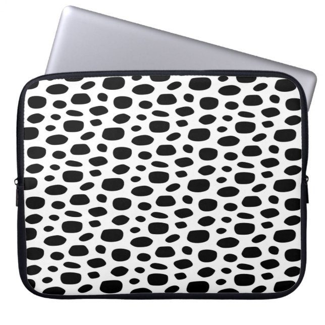 Black spotty background laptop sleeve (Front)