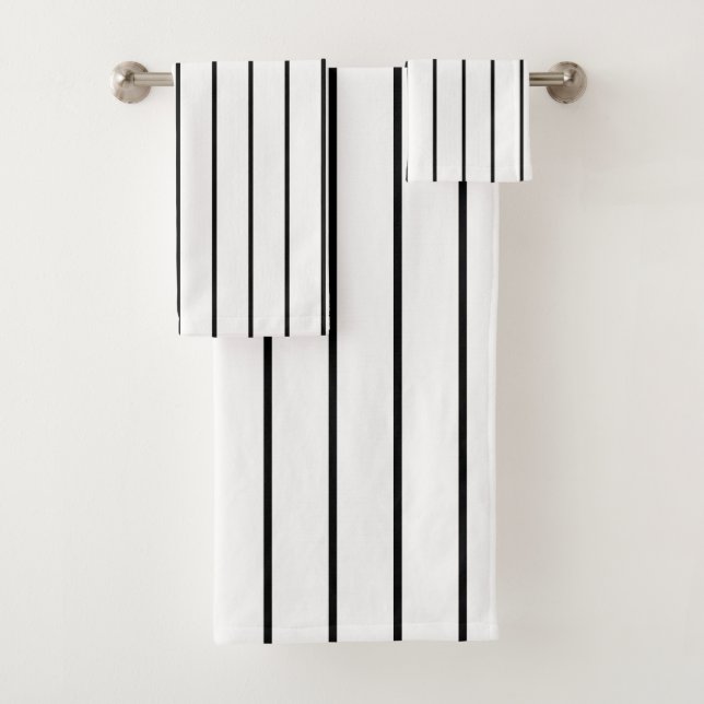 Black Stripes Vertical Bath Towel Set (Insitu)