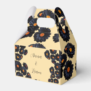 Black velvet flowers Favour Box