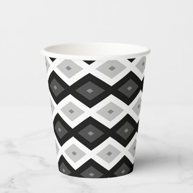 Black, white and gray diamond pattern paper cups (Front)