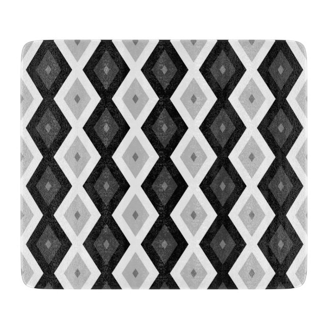 Black, white and grey diamond pattern cutting board (Front)