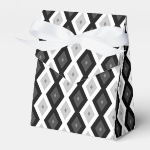 Black, white and grey diamond pattern favour box
