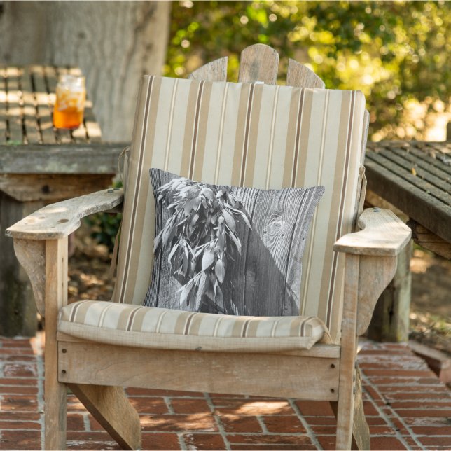 black white botanical distressed wood  cushion (Chair)