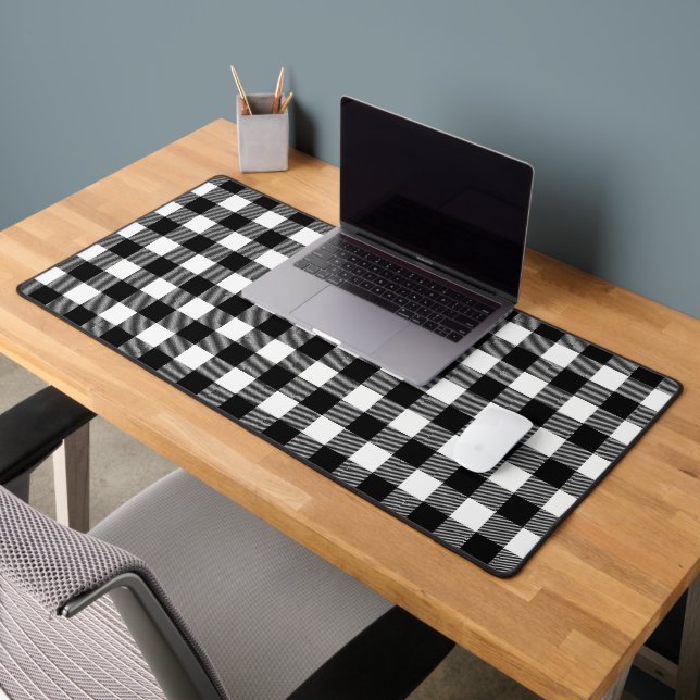 Black White Buffalo Plaid Pattern Christmas Gift Desk Mat (Office 2)