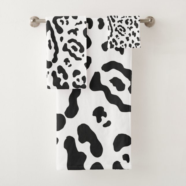 Black & White Cheetah Leopard Animal Print  Bath Towel Set (Insitu)