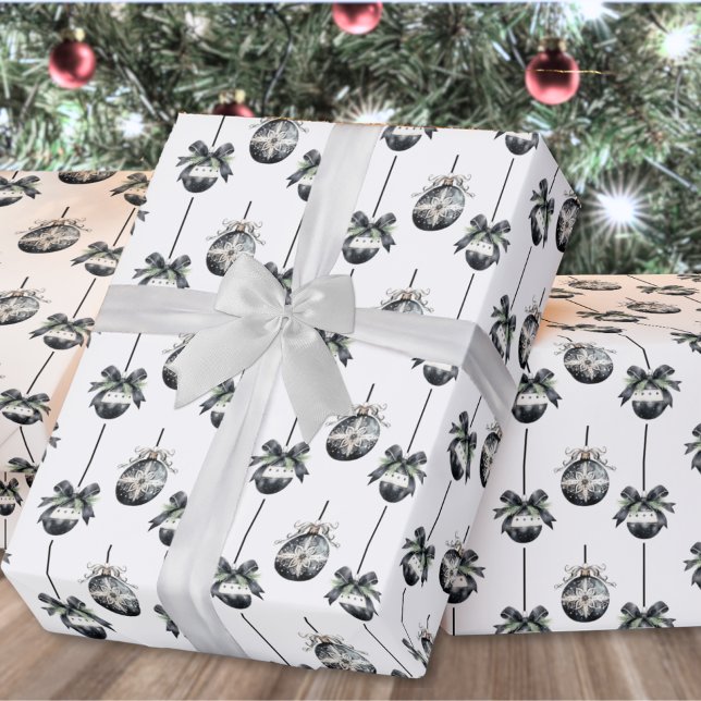 Black White Christmas Ornament Wrapping Paper (Black White Christmas Ornament Wrapping Paper)