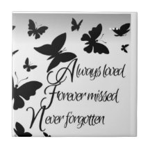 BLACK & WHITE DISIGN ON Ceramic Tile