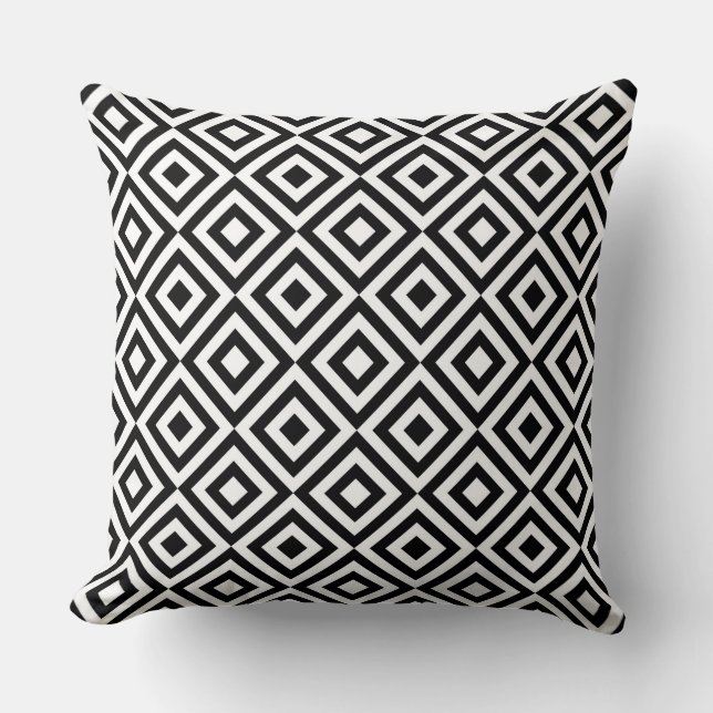 Black & White Geometric Diamond Pattern Cushion (Front)