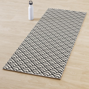 Black & White Geometric Pattern Yoga Mat