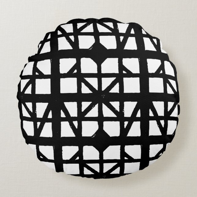 Black & White German Half-Timbered House Pattern Round Cushion (Front)