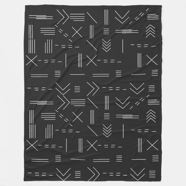 Black White Gorgeous Modern Geometric Pattern Fleece Blanket (Front)