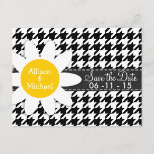 Black & White Houndstooth.; Spring Daisy Announcement Postcard