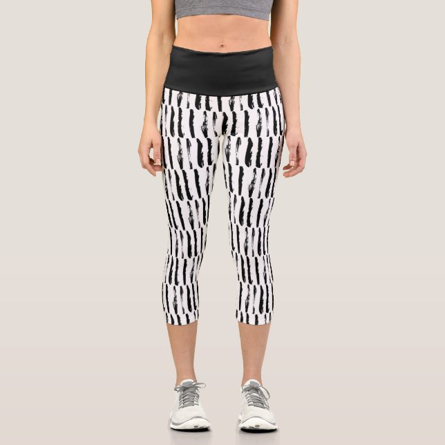 Black & White Ink Stripes Pattern Capri Leggings (Front)