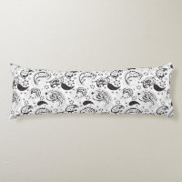 Black & White Paisley Pattern –Elegant Textile Art