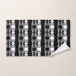 Black & white pattern hand towel