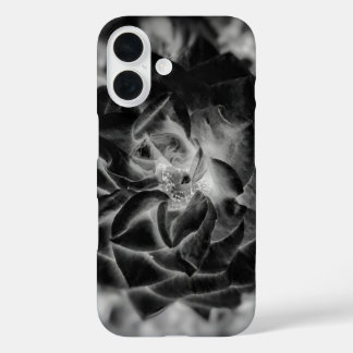 Black & White Petals iPhone 16 Case