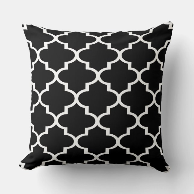 Black White Quatrefoil Lattice Pillow (Front)