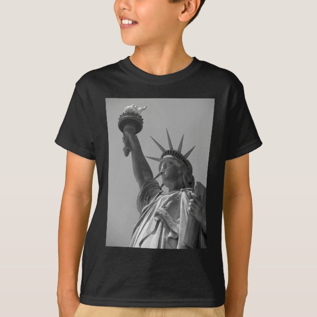 Black & White Statue of Liberty New York City T-Shirt (Front)