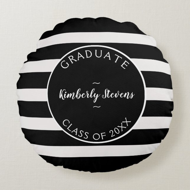 Black & White Stripes Pattern Round Cushion (Front)