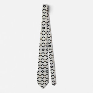 Black & White, Tie