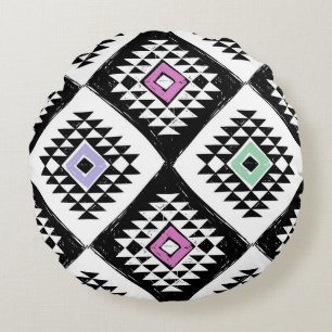 Black White Tribal Navajo Pattern Round Cushion