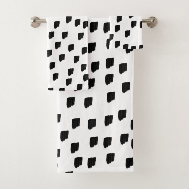 Black & White Watercolor Brushstroke Bath Towel Set (Insitu)