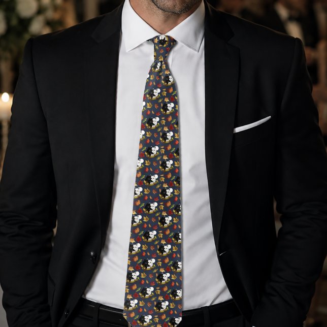 Black White Wolves Moonlight Autumn Leaves Tie (Creator Uploaded)